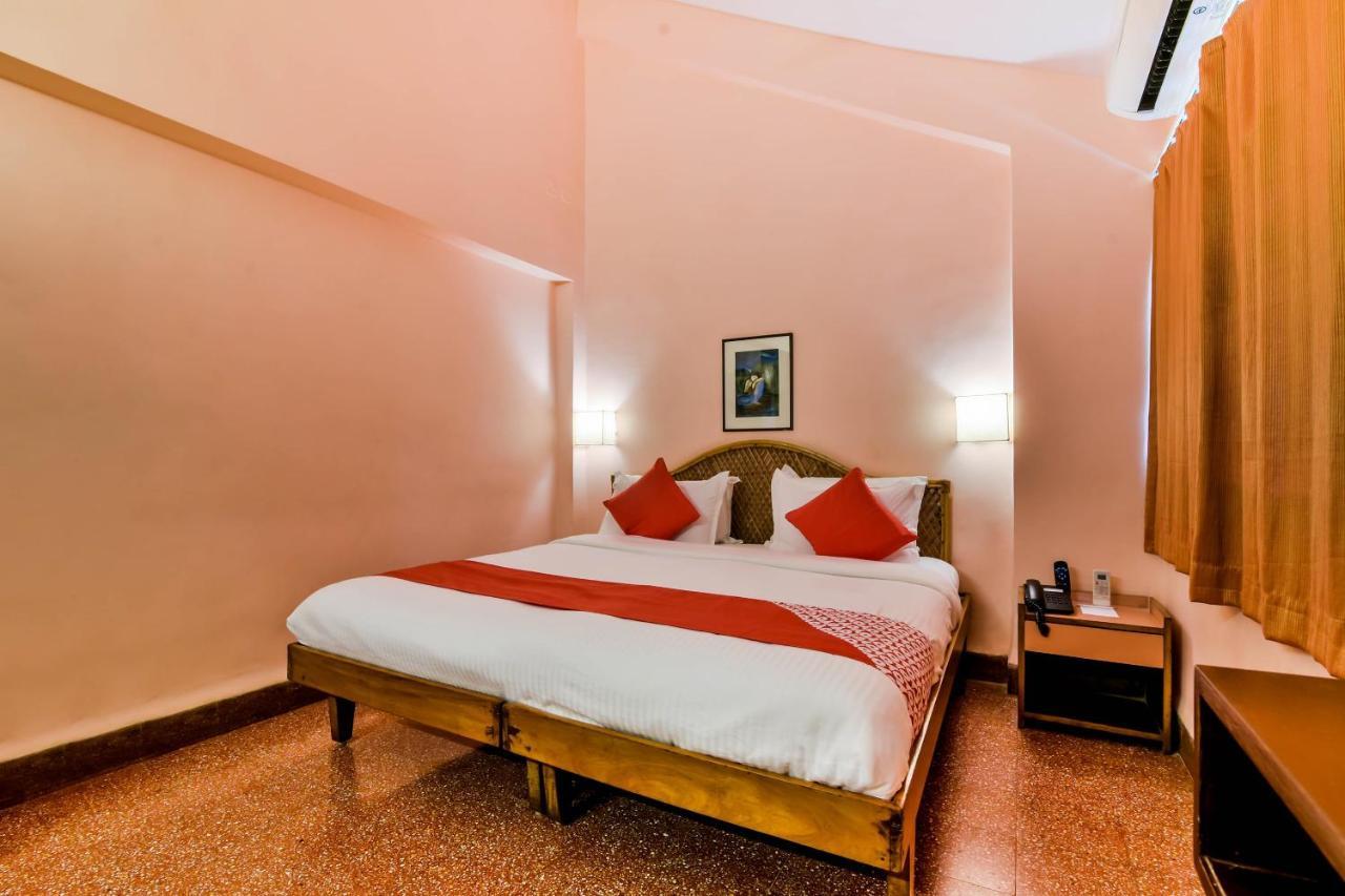 Oyo 807 Hotel Gopika International Goa Esterno foto