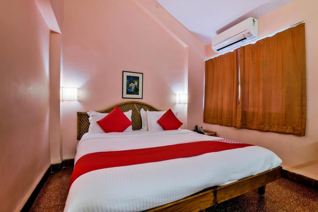 Oyo 807 Hotel Gopika International Goa Esterno foto