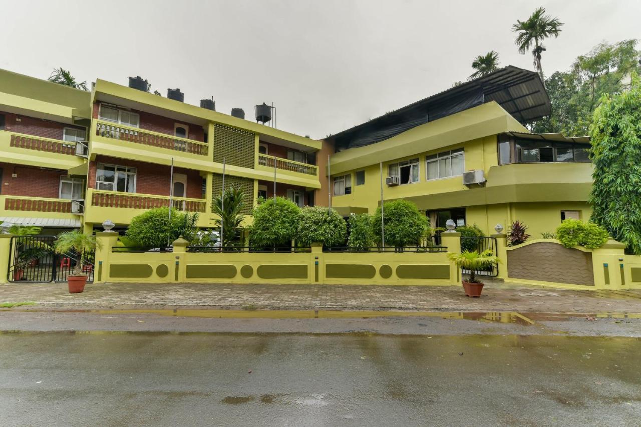 Oyo 807 Hotel Gopika International Goa Esterno foto