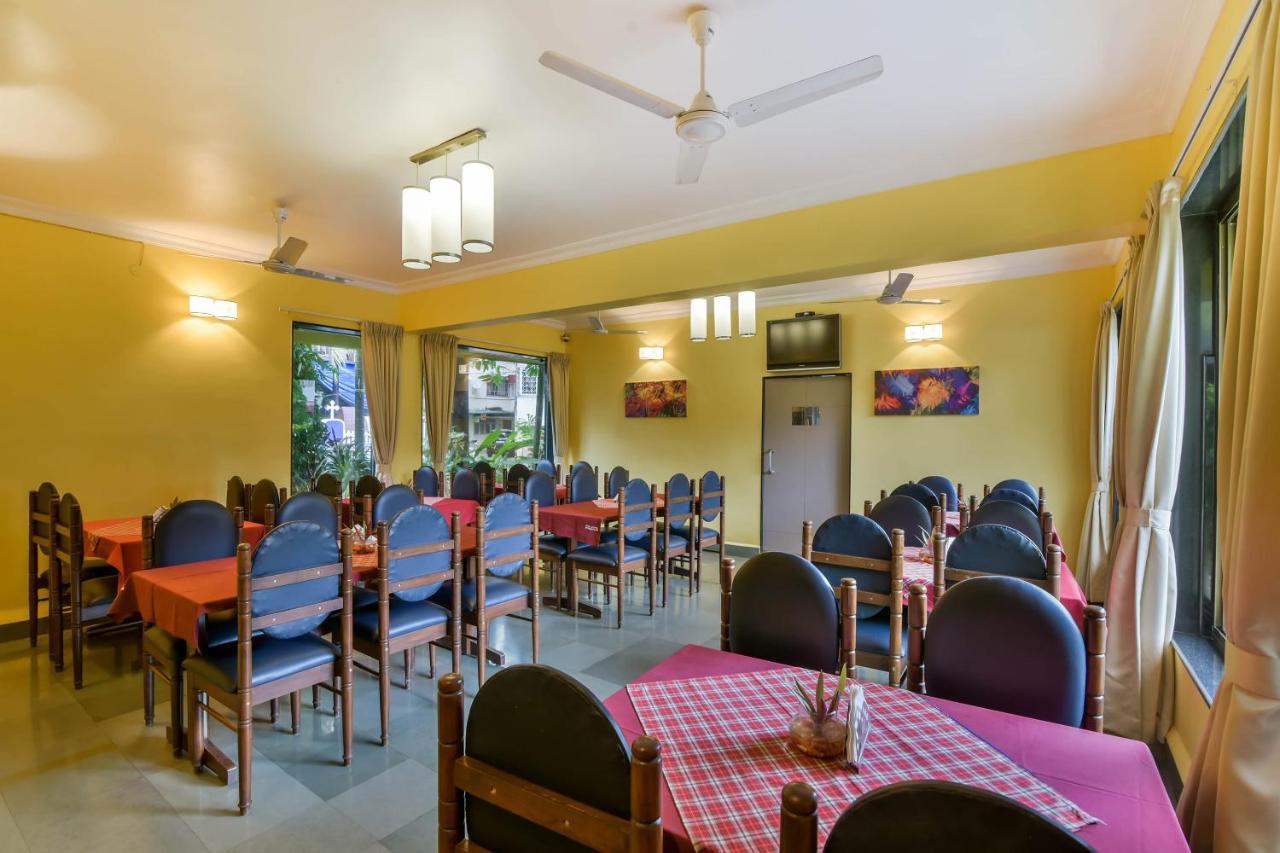 Oyo 807 Hotel Gopika International Goa Esterno foto