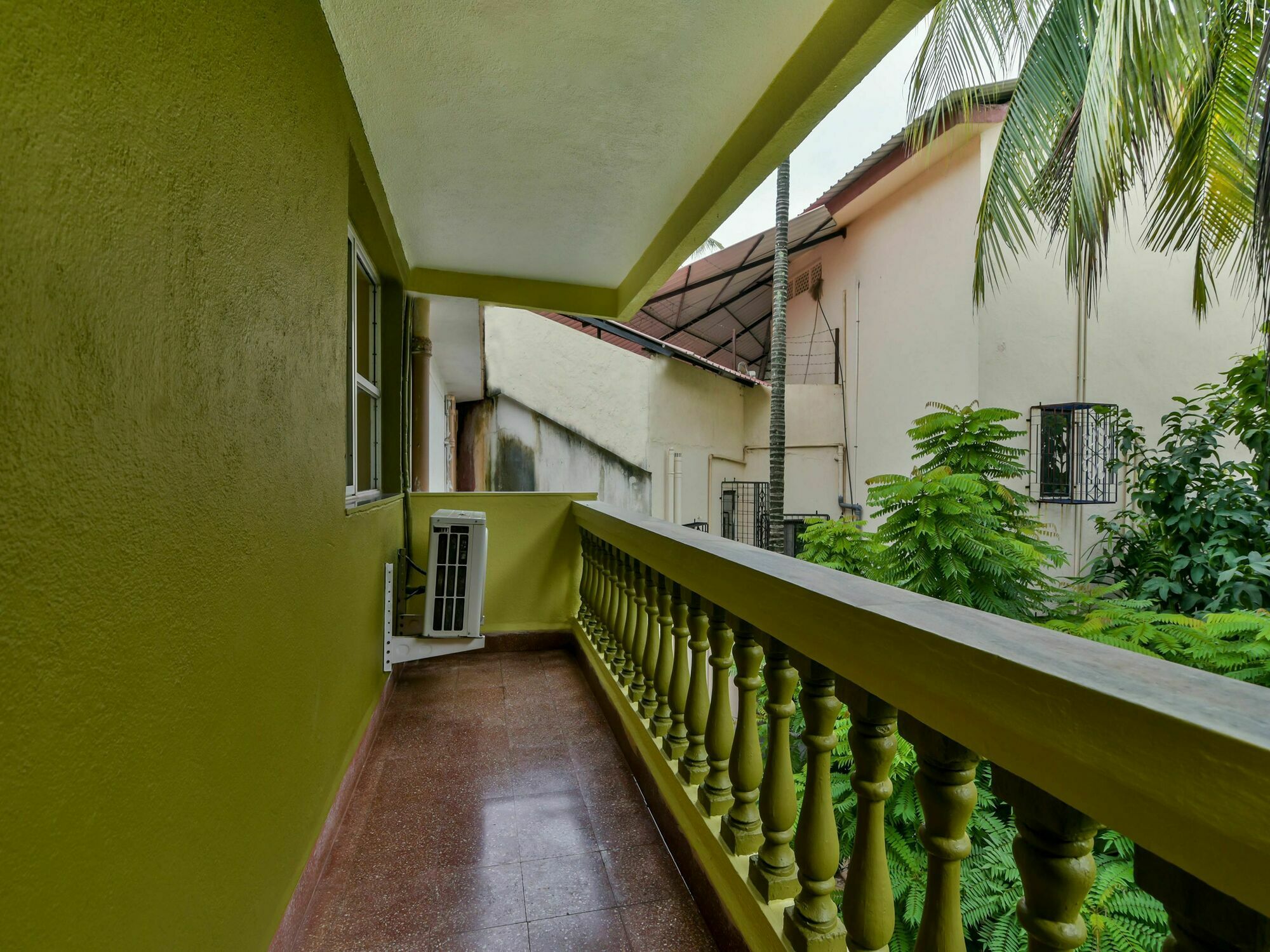 Oyo 807 Hotel Gopika International Goa Esterno foto